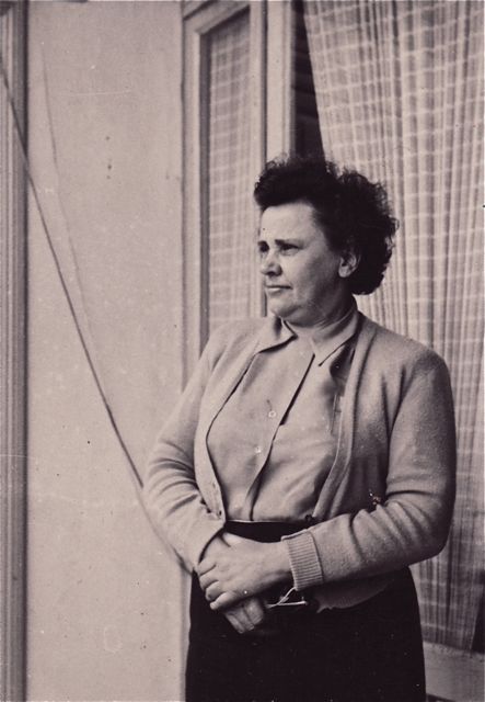 Marie, onze buurvrouw, had de koordjes van het huishouden stevig in handen.