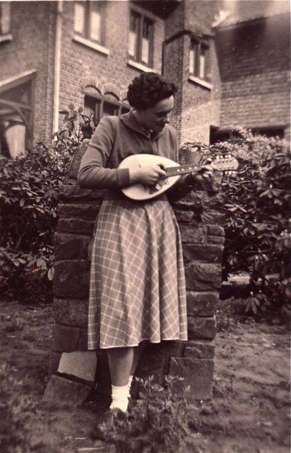 Een half uur, zo lang heeft Anita buiten kunnen oefenen. En toen was de petitie al door de ganse wijk gesigneerd. Sorry Anita!