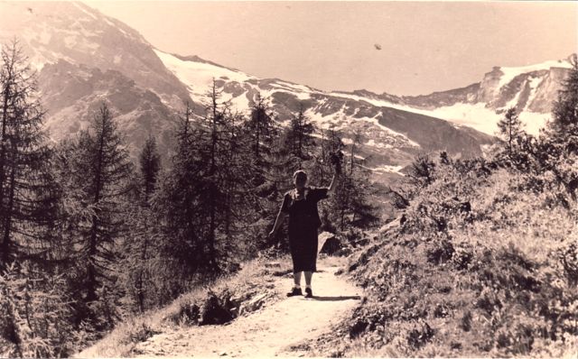 Alleen maar eens gewuifd naar de beren en 