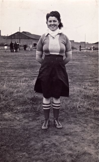 Lydia had zoiets... ja zoiets 'vrij'! In de club waren we allemaal dol op haar.