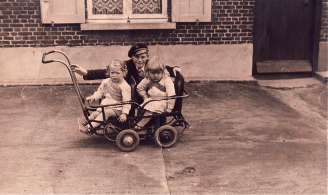 De uitvinder van de veiligheidsgordel voor kinderwagens.