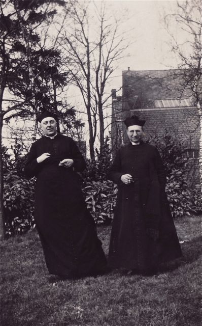 Pastoor Bernard stond bekend als eerder rechts en zijn collega Hendrik als centrumgericht.