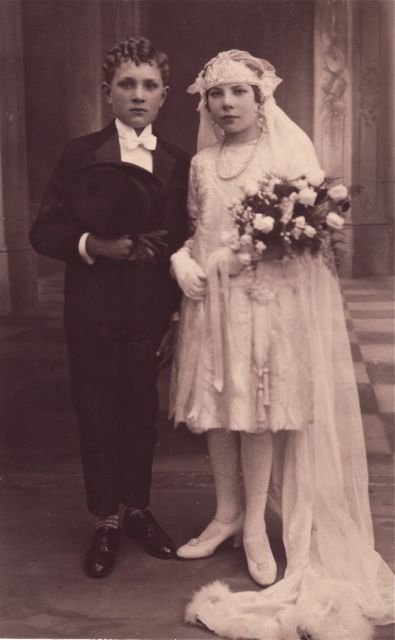 Wanneer je op je twaalfde al wist met wie je ging trouwen kon dat heel efficiënt geregeld worden.